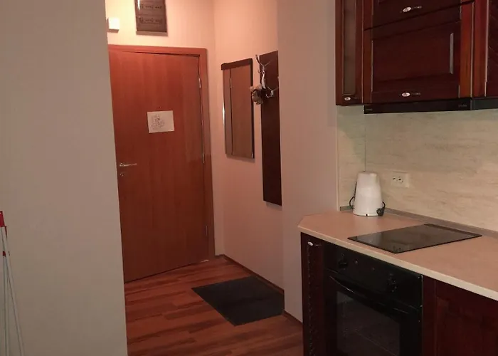 D406 In Saint George And バンスコ